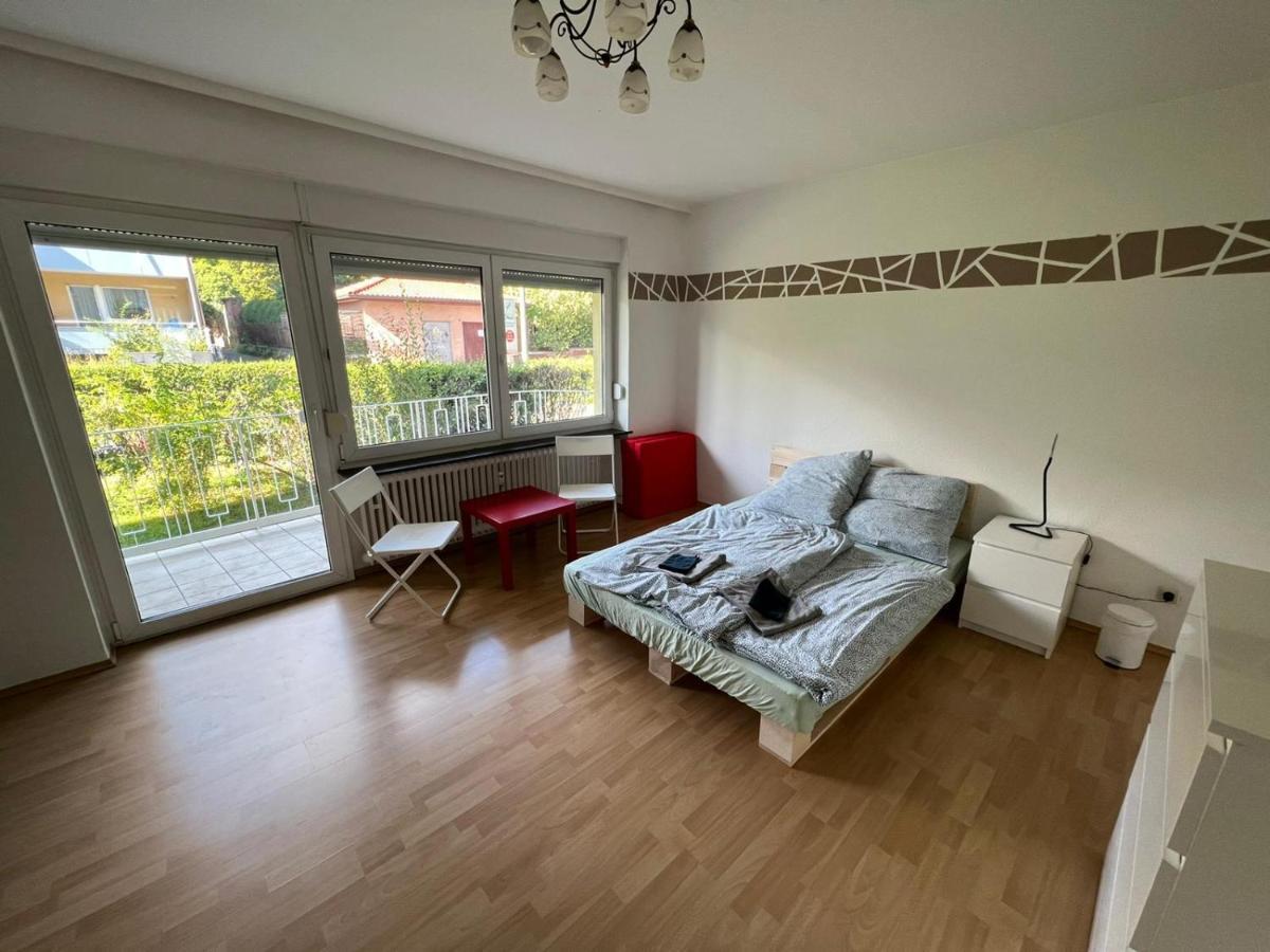 Privatzimmer Nahe Residenz Und Innenstadt Würzburg Buitenkant foto